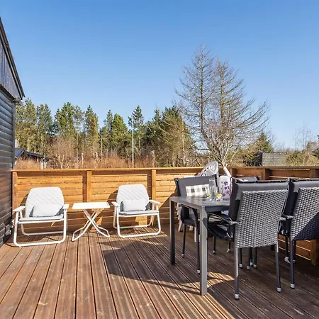 Julla - 1-5km From The Sea By Interhome *