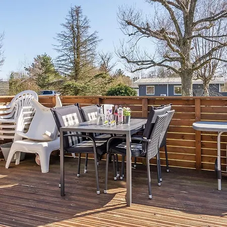 Julla - 1-5km From The Sea By Interhome * Hals