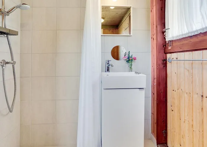 בית נופש Julla - 1-5km From The Sea By Interhome *