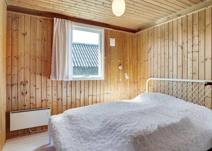 Julla - 1-5km From The Sea By Interhome בית נופש הלס