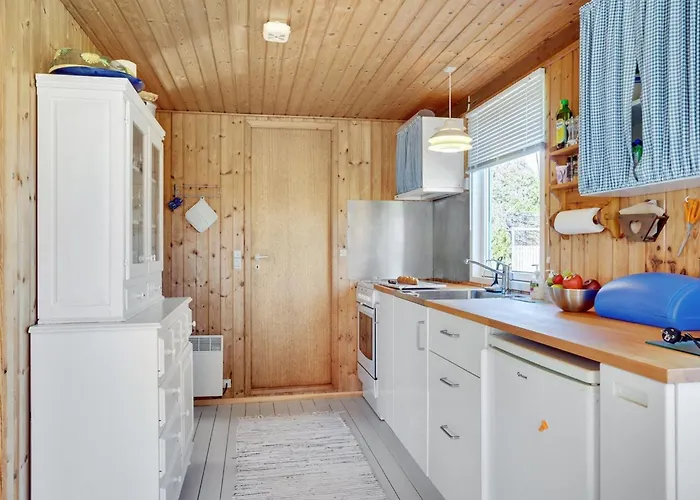 בית נופש Julla - 1-5km From The Sea By Interhome הלס